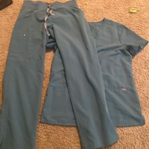 Figs SET Hydro green bottom and top (SET)